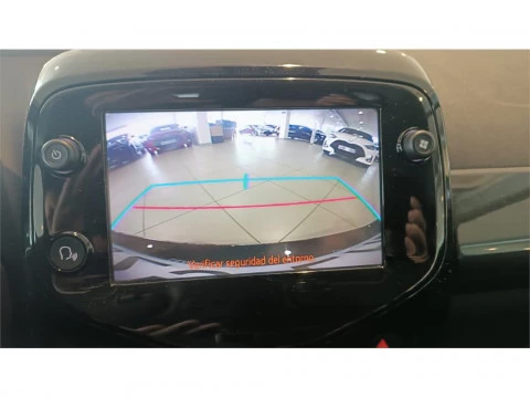 Toyota Aygo 5P x-style 70 Automático (x-shift)