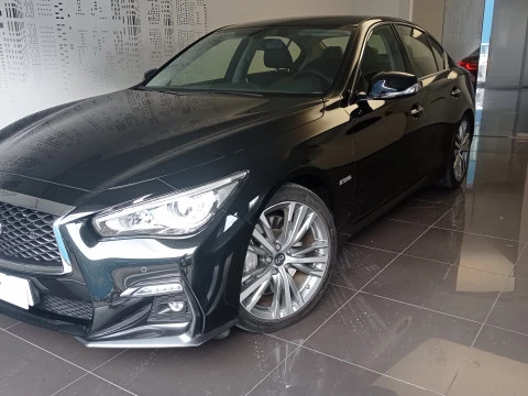 Infiniti Q50 3.5 Hybrid SPORT Auto Infiniti Q50 3.5 Hybrid SPORT Auto