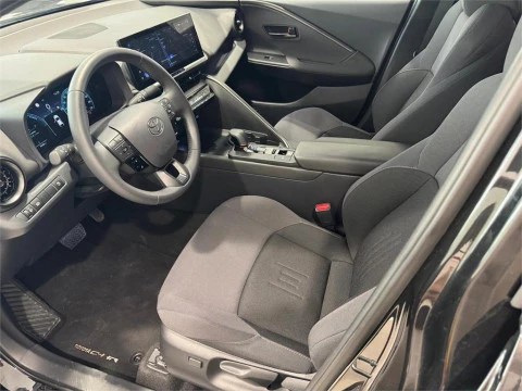 Toyota C-HR - Advance Hybrid 140