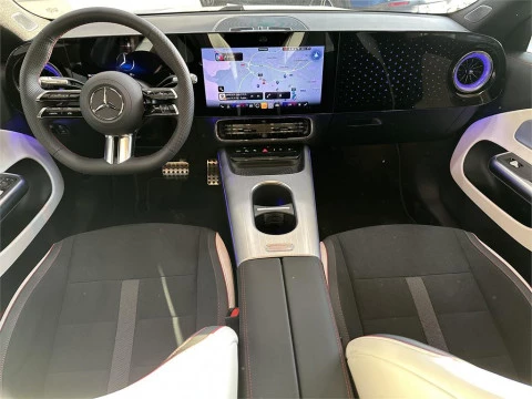 Mercedes-Benz CLA 250+ con tecnología EQ