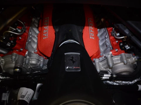Ferrari SF90 4.0 V8 T Spider