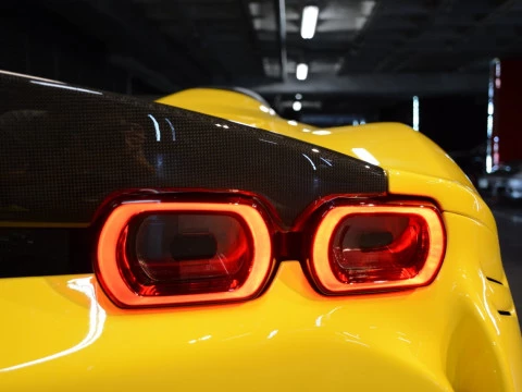 Ferrari SF90 4.0 V8 T Spider