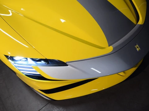 Ferrari SF90 4.0 V8 T Spider