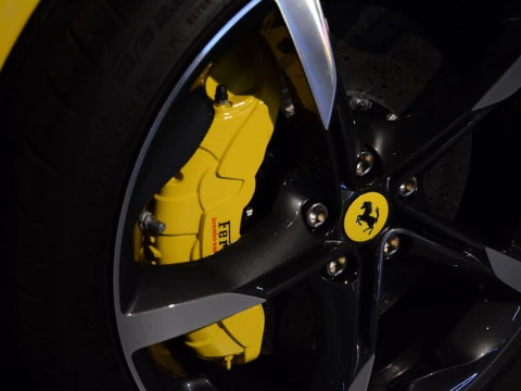 Ferrari SF90 4.0 V8 T Spider