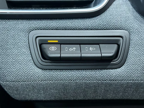 Renault Clio Techno TCe 90 (67kw)