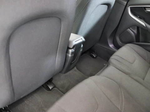 Volvo V40 2.0 D2 KINETIC 5P