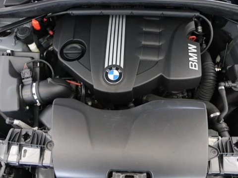 BMW SERIES 1 berlina 2.0 118D 5P