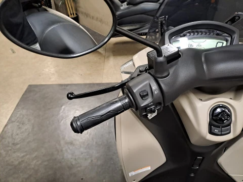 Yamaha Tricity 125 SAND GREY Yamaha Tricity 125 SAND GREY