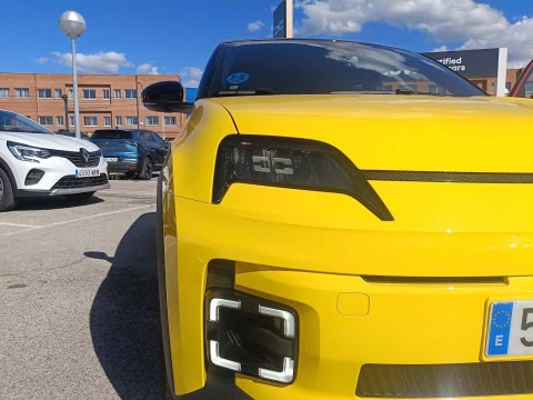 Renault 5 E-Tech   electrico   Techno autonomia confort 110 kW
