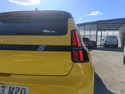 Renault 5 E-Tech   electrico   Techno autonomia confort 110 kW