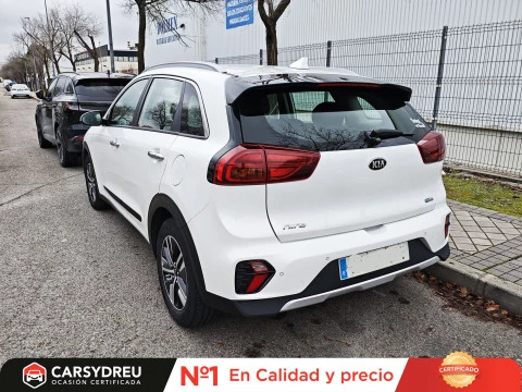Kia Niro 1.6 GDi HEV 104kW (141CV) Drive