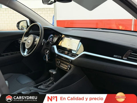 Kia Niro 1.6 GDi HEV 104kW (141CV) Drive