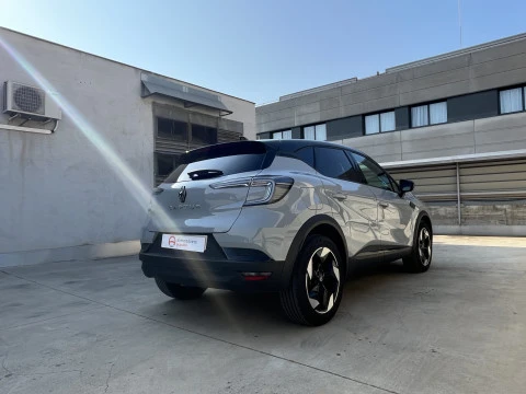 Renault Captur TECHNO 1.3 TCE 140CV 5P