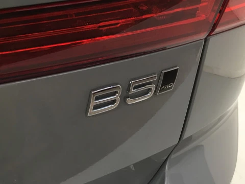 Volvo XC60 XC60 ULTRA B5 MILD HYBRID GASOLINA