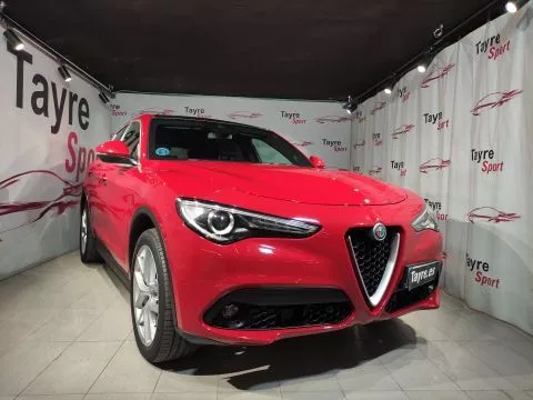 Alfa Romeo Stelvio 2.2 Diésel 154kW (210CV) Executive Q4 Alfa Romeo Stelvio 2.2 Diésel 154kW (210CV) Executive Q4