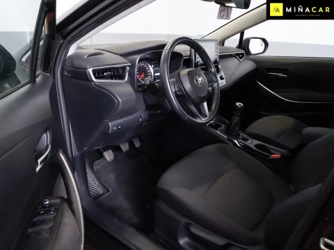 Toyota Corolla  1.5 125 Sedan 92 kW (125 CV)