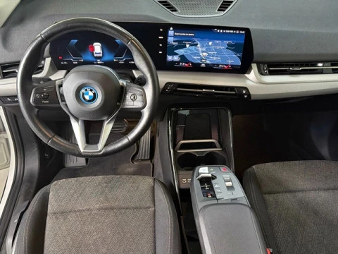BMW iX1 xDrive30 230 kW (313 CV)