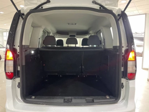 Ford Tourneo Connect 2.0 Ecoblue 90kW Titanium