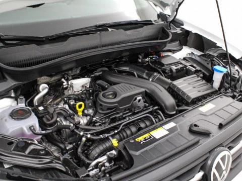 Volkswagen T-Cross 1.5 TSI 110KW DSG R-LINE 150 5P