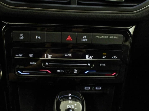 Volkswagen T-Cross 1.5 TSI 110KW DSG R-LINE 150 5P