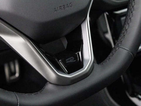 Volkswagen T-Cross 1.5 TSI 110KW DSG R-LINE 150 5P