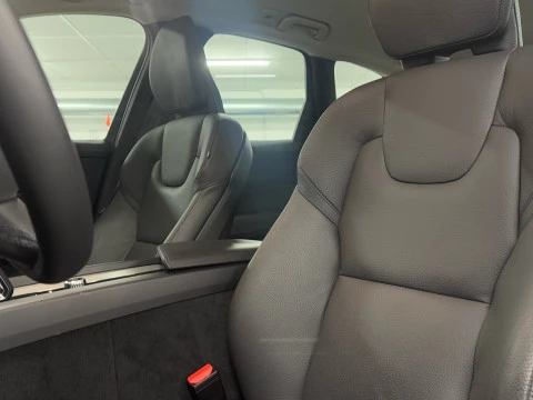 Volvo XC60 XC60 B4 D PLUS DARK