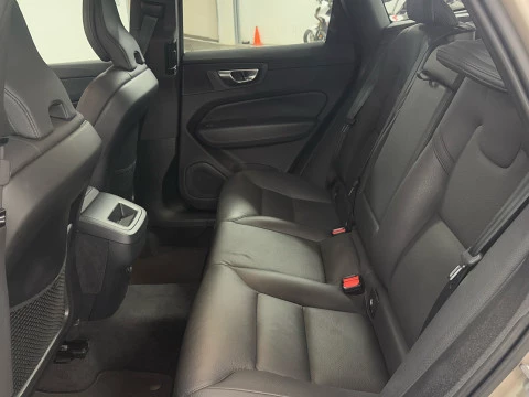 Volvo XC60 XC60 B4 D PLUS DARK