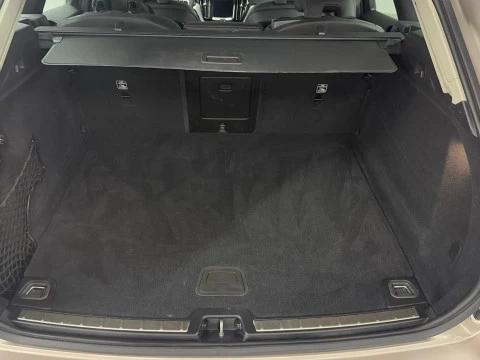 Volvo XC60 XC60 B4 D PLUS DARK