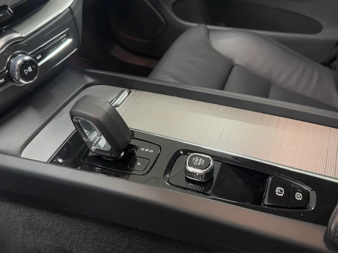 Volvo XC60 XC60 B4 D PLUS DARK