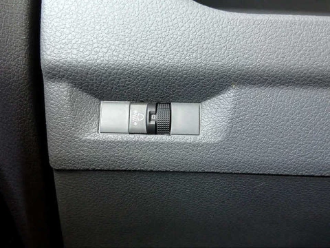 Peugeot Expert Furgon BlueHDi 100 Premium Standard 75 kW (102 CV)