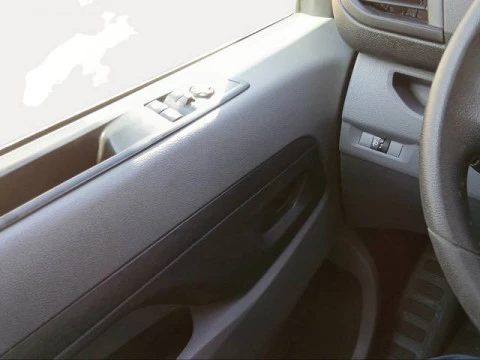 Peugeot Expert Furgon BlueHDi 100 Premium Standard 75 kW (102 CV)