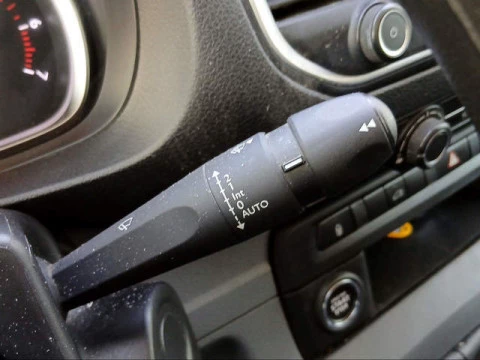 Peugeot Expert Furgon BlueHDi 100 Premium Standard 75 kW (102 CV)