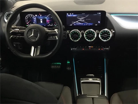 Mercedes-Benz GLA 200 D