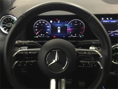 Mercedes-Benz GLA 200 D