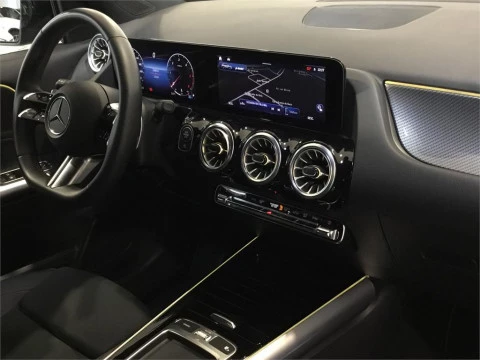 Mercedes-Benz GLA 200 D