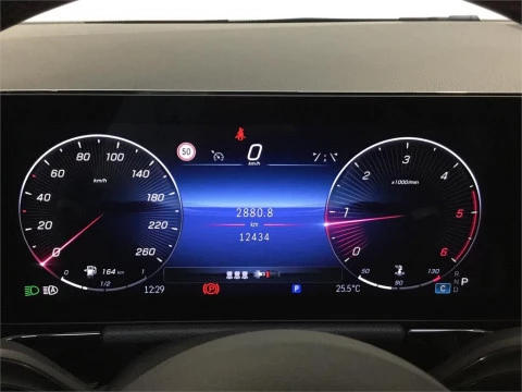 Mercedes-Benz GLA 200 D