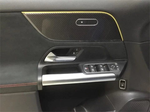 Mercedes-Benz GLA 200 D