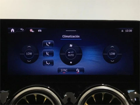 Mercedes-Benz GLA 200 D