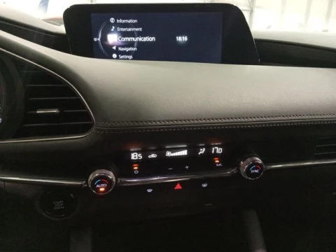 Mazda3 1.8 SKYACTIV-D EVOLUTION