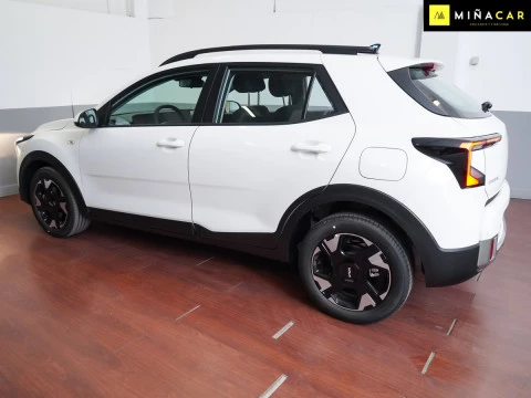 Kia Stonic 1.0 T-GDi 74kW (100CV) Concept