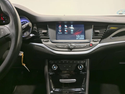 Opel Astra 1.6 CDTi 81kW 110CV Selective