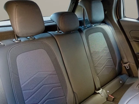 Jeep Avenger 1.2 eHybrid 74kW (100CV) Altitude