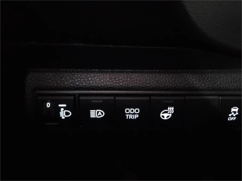 Toyota Corolla Sedán 140H Style