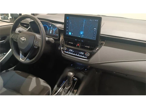 Toyota Corolla Sedán 140H Style