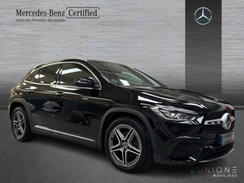 Mercedes-Benz GLA  200 d