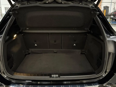 Mercedes-Benz GLA  200 d