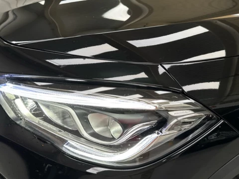 Mercedes-Benz GLA  200 d