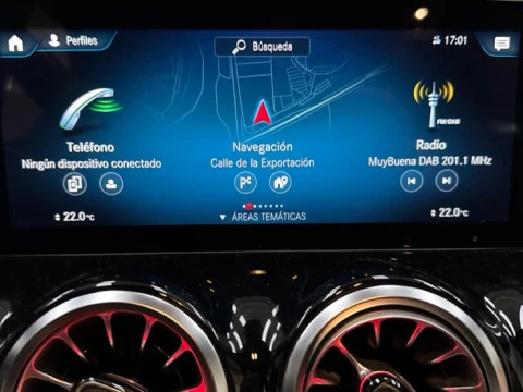 Mercedes-Benz GLA  200 d