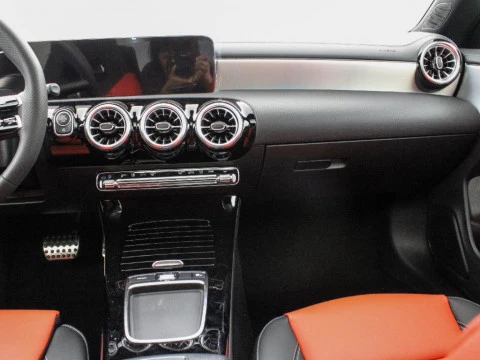 Mercedes-Benz CLA 200 d Coupé