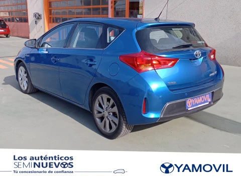 Toyota Auris Hybrid Active 100 kW (136 CV)